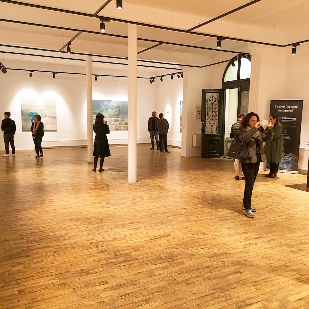 Visitors at the opening of Undeniable Illusion of Pink — Arthalle Gallery, Bucharest, October 2019